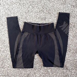 Victoria’s Secret Pink Womens Active Leggings Black Size Small